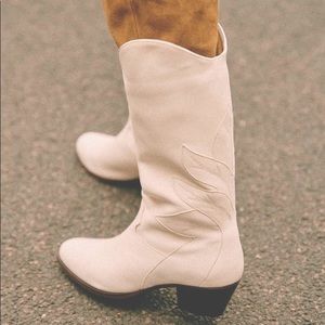 New, sold-out Sézane Phoenix Boots - white cowboy boots.